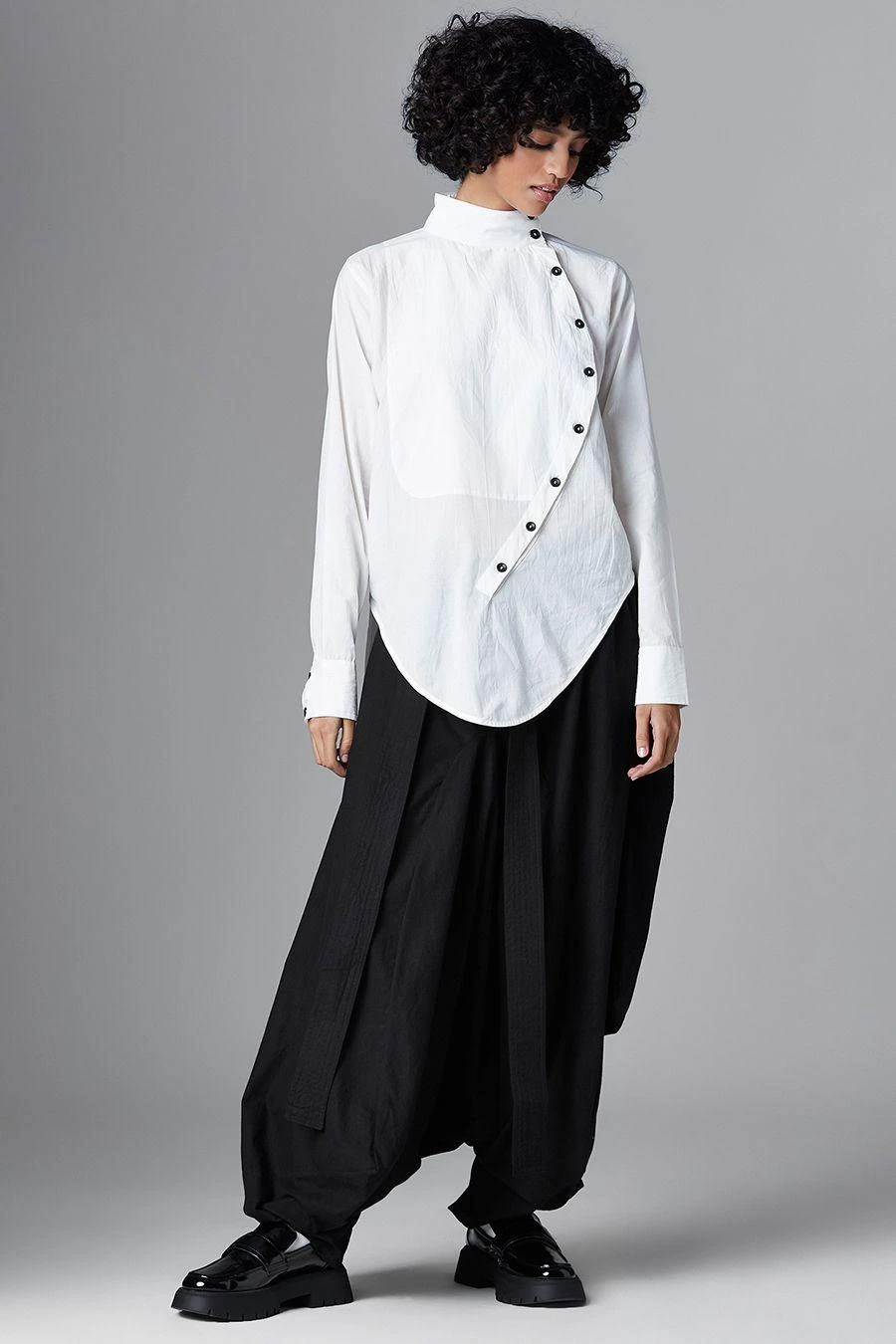 Chola White Curve Placket Shirt 2 Chola White Curve Placket Shirt - Image 2