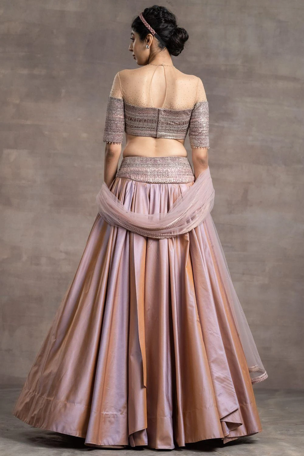 Tarun Tahiliani Pink Two Tone Silk Taffeta Lehenga Set 4 Tarun Tahiliani Pink Two Tone Silk Taffeta Lehenga Set - Image 4