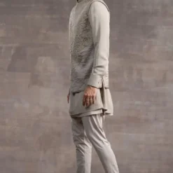 Tarun Tahiliani Men Blush Embroidered Bundi Jacket -Cheap Drapvera Store 411ttmw7 3