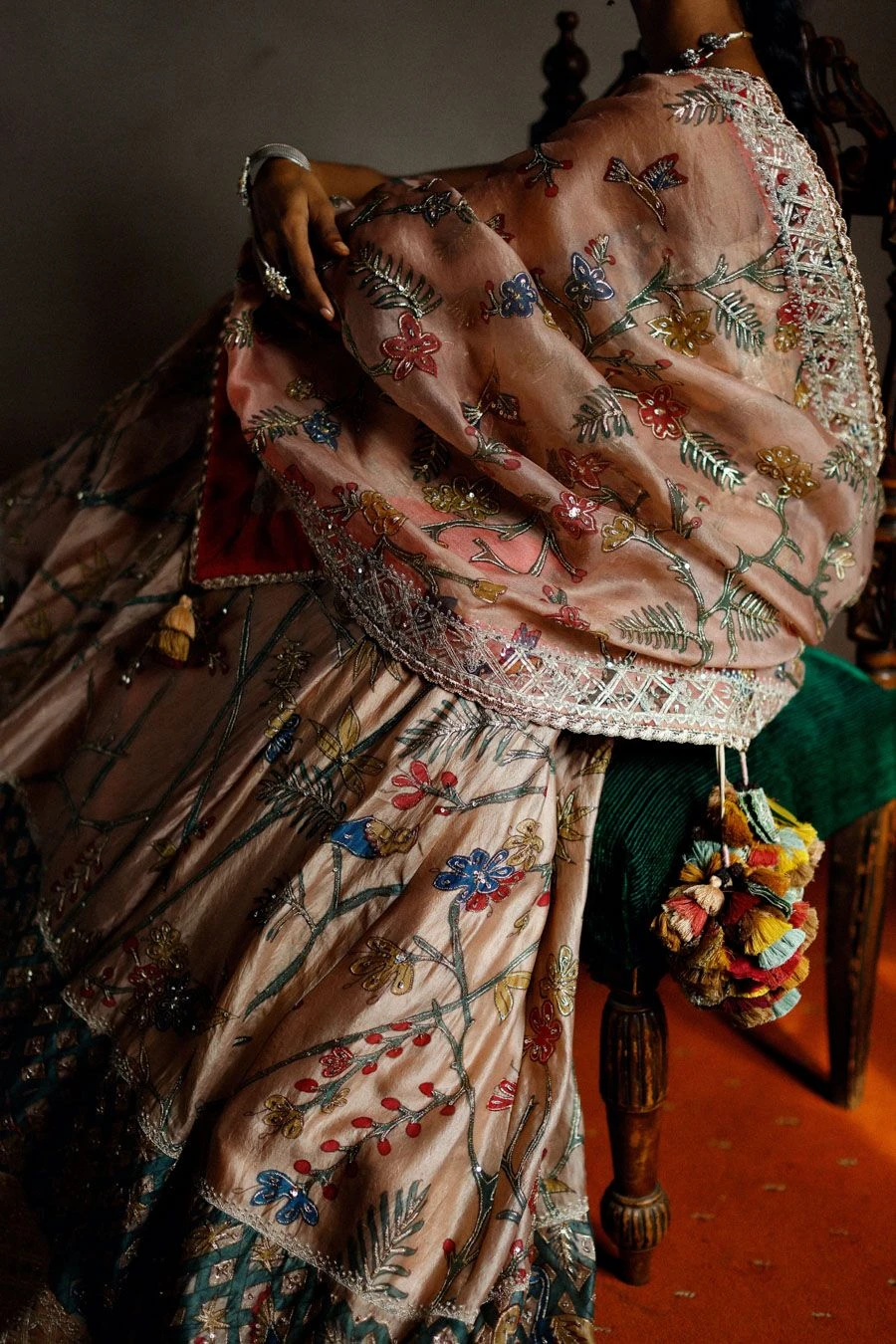 Archana Jaju Rosewood Pink Handpainted Kalamkari Lehenga Set 4 Archana Jaju Rosewood Pink Handpainted Kalamkari Lehenga Set - Image 4