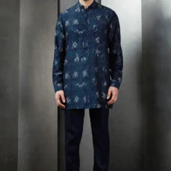 Rohit Gandhi + Rahul Khanna Men Marine Rolling Boxes Digital Printed Kurta