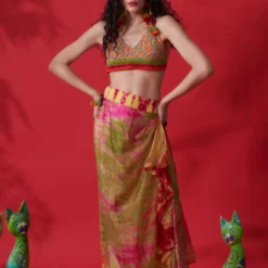 CAPISVIRLEO Green Crochet Top With Tassels