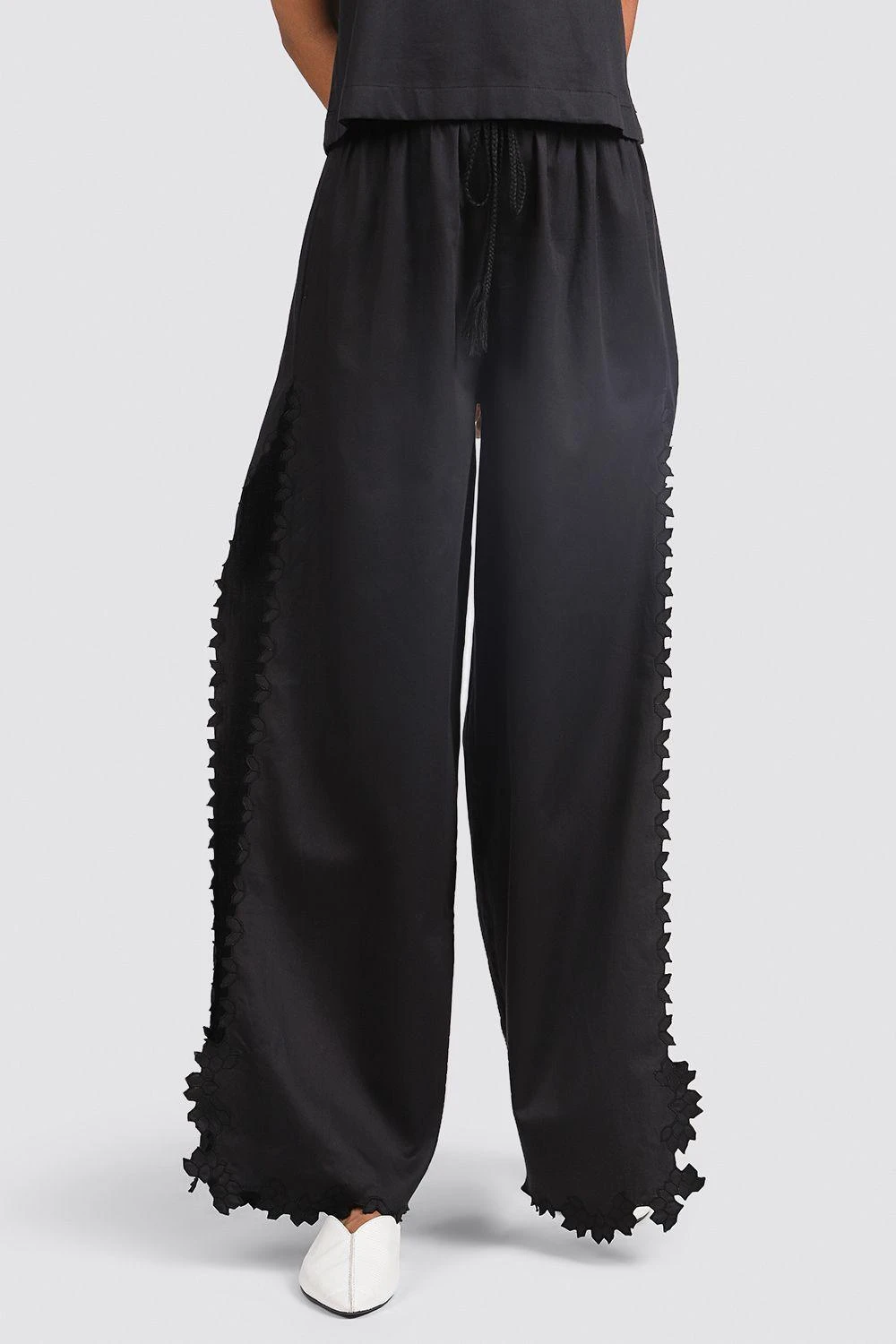 Ikai High Slit Drawstring Pants 4 Ikai High Slit Drawstring Pants - Image 4