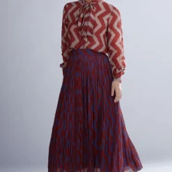 KoAi Dabu Zig Zag Shirt With Bow Neck