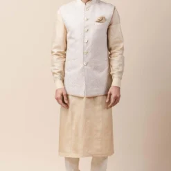 Tarun Tahiliani Men Ivory Applique Bundi Jacket
