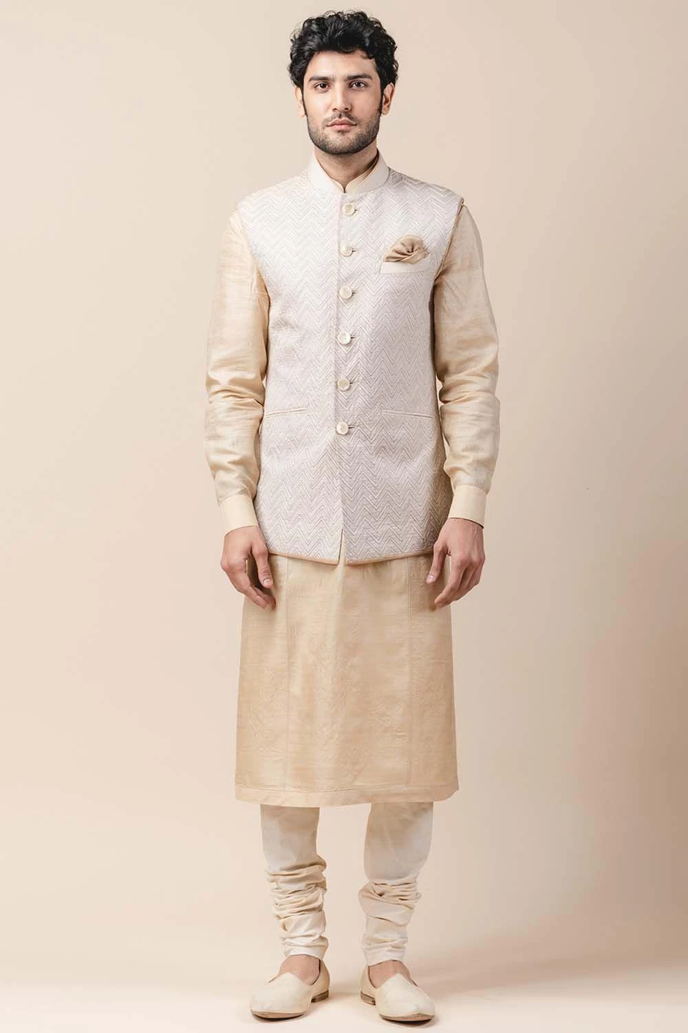 Tarun Tahiliani Men Ivory Applique Bundi Jacket 1 Tarun Tahiliani Men Ivory Applique Bundi Jacket
