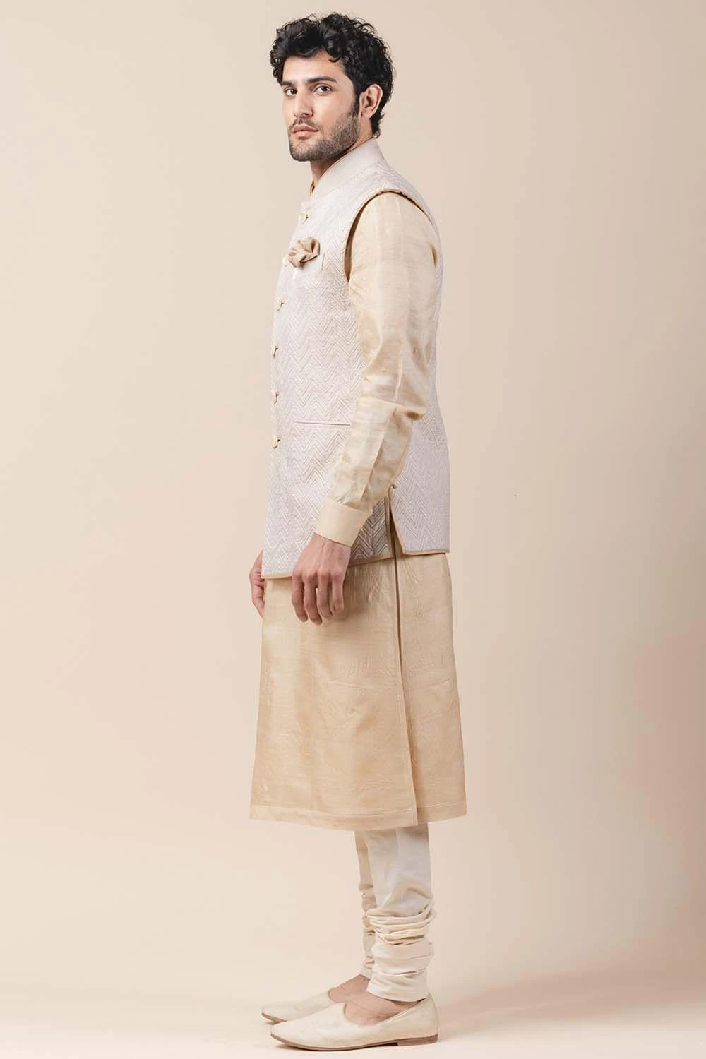 Tarun Tahiliani Men Ivory Applique Bundi Jacket 2 Tarun Tahiliani Men Ivory Applique Bundi Jacket - Image 2
