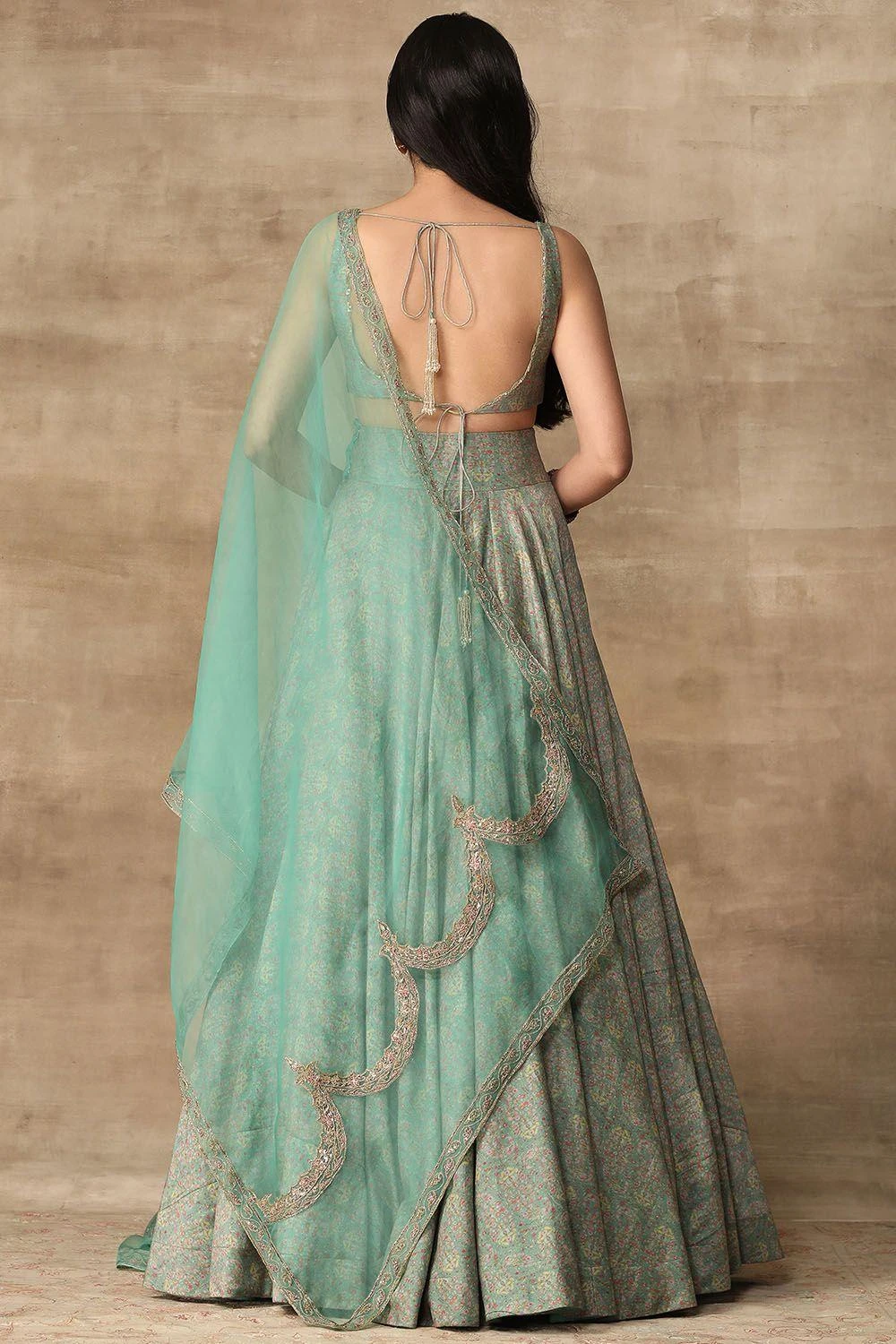 Ridhi Mehra Feroja Turquoise Paisley Printed Lehenga Set 4 Ridhi Mehra Feroja Turquoise Paisley Printed Lehenga Set - Image 4