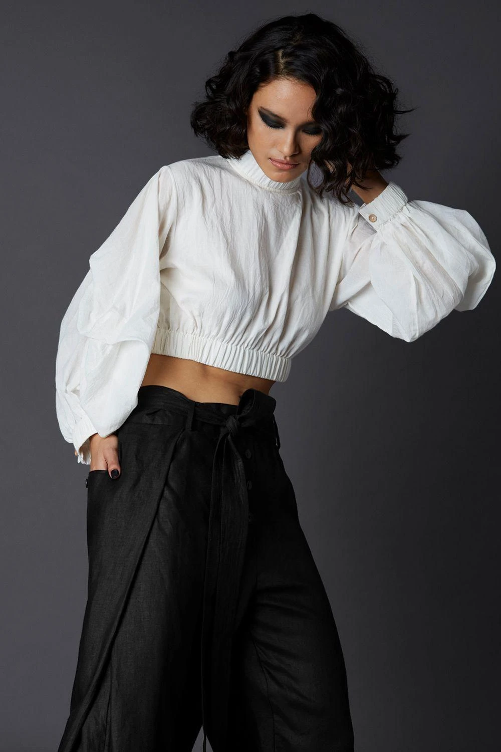 Chola Balloon Sleeve Crop Shirt 1 Chola Balloon Sleeve Crop Shirt