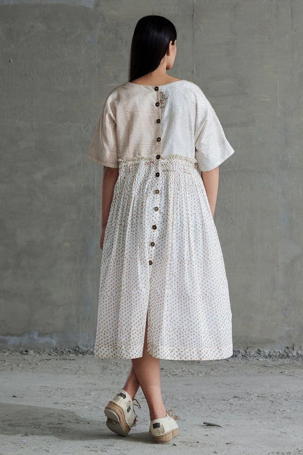 Sunira Designs Tan Brown Hand Spun Chanderi Dress 5 Sunira Designs Tan Brown Hand Spun Chanderi Dress - Image 5